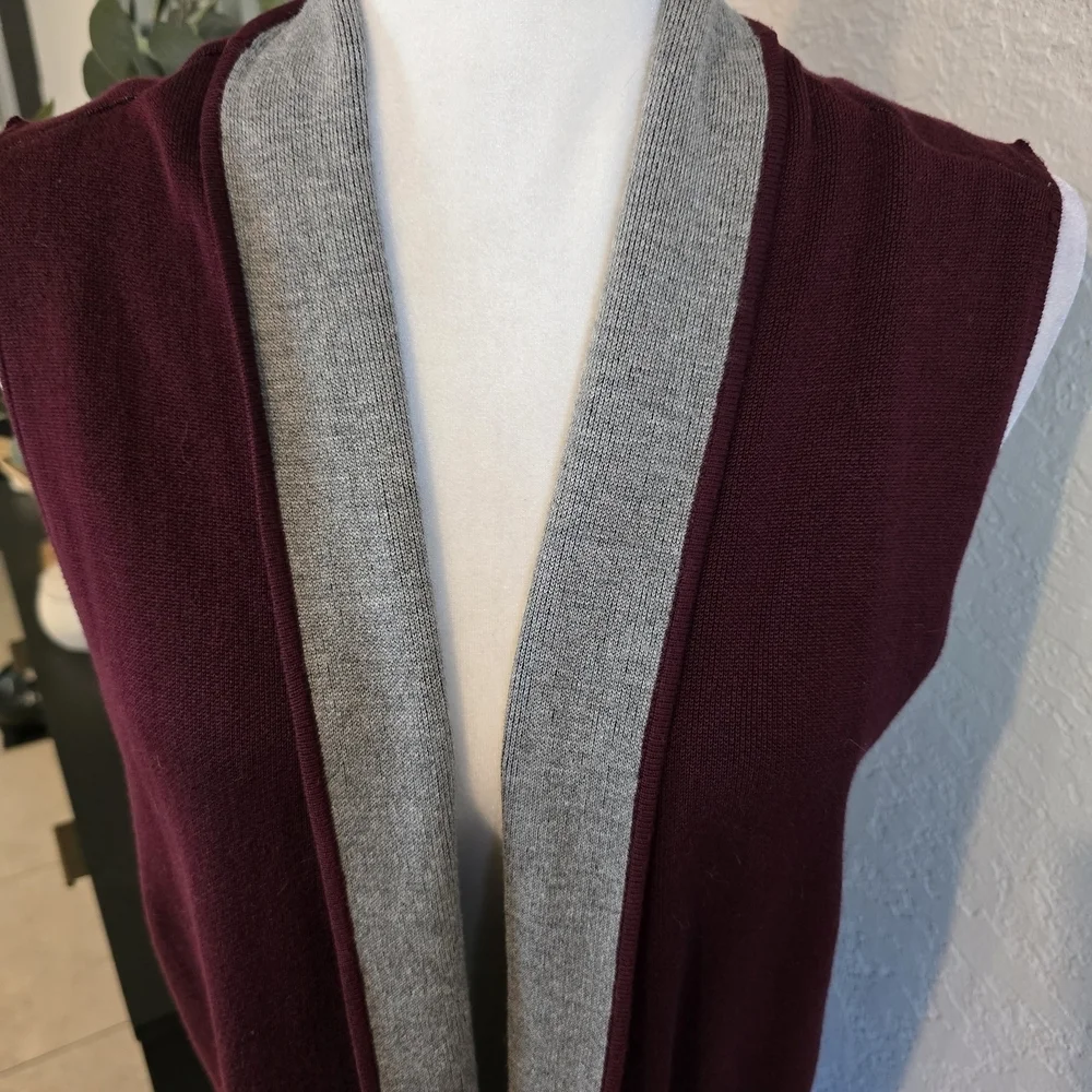 Lyssè Women's Haiku Sleeveless Maroon And Gray Vest Cardigan L/XL